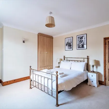 The Cottage In Chester, Sleeps 6 With Free Parking Exterior photo