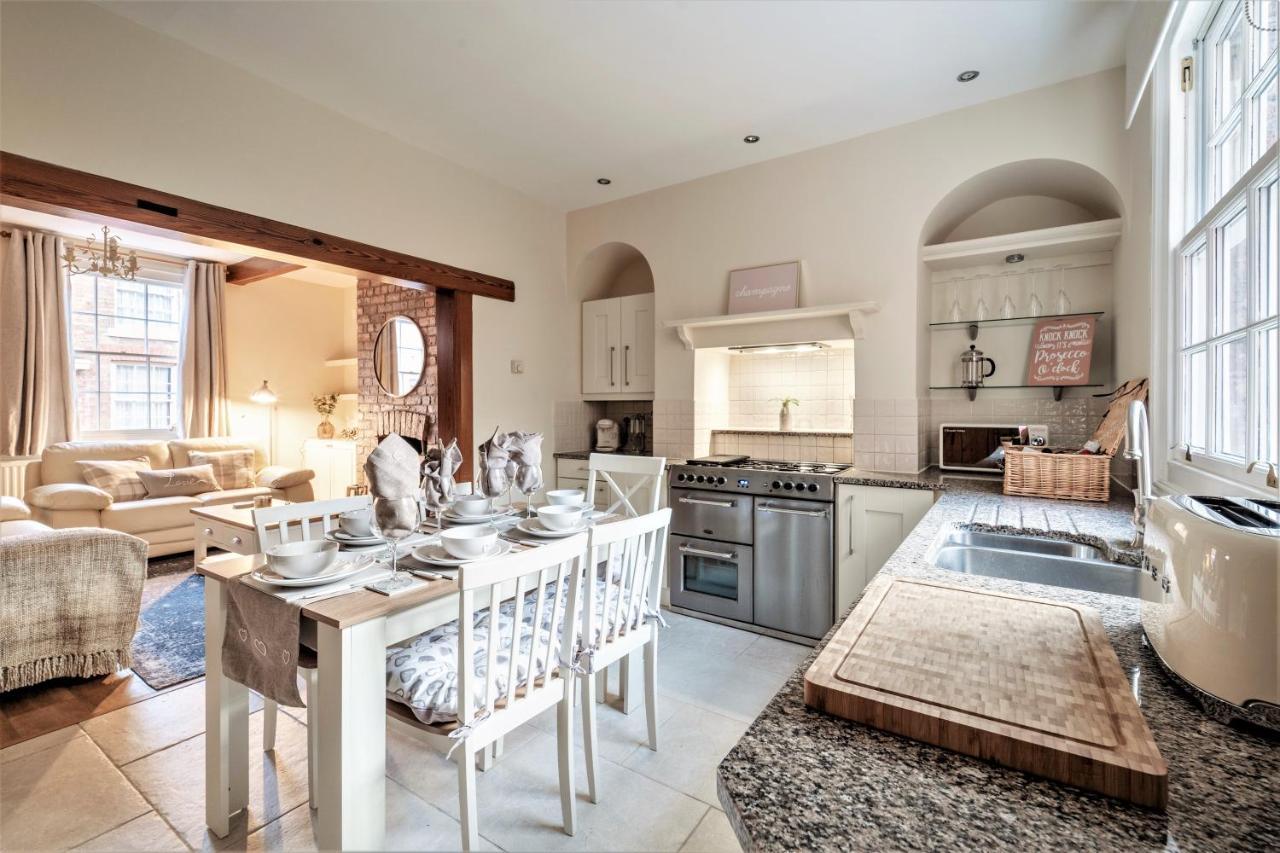 Holiday home The In Chester, Sleeps 6 With Free Parking