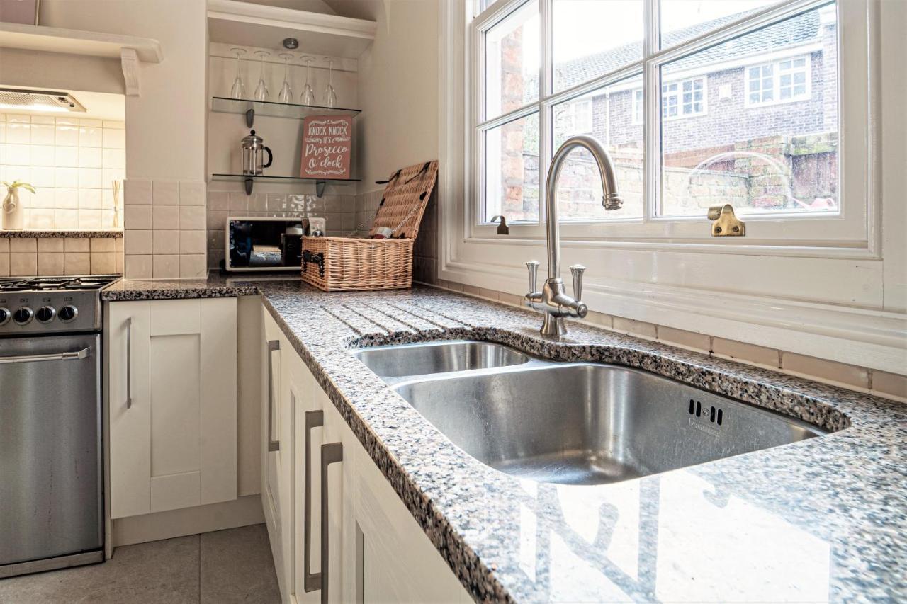 Holiday home The In Chester, Sleeps 6 With Free Parking