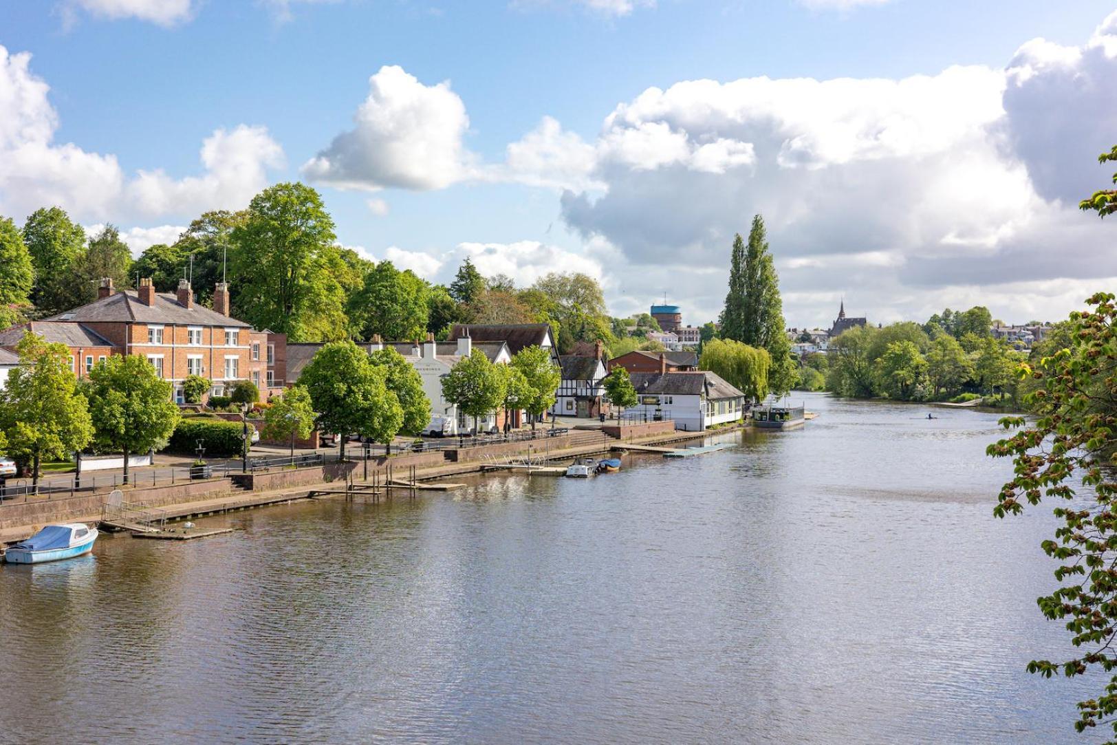 Holiday home The In Chester, Sleeps 6 With Free Parking Chester