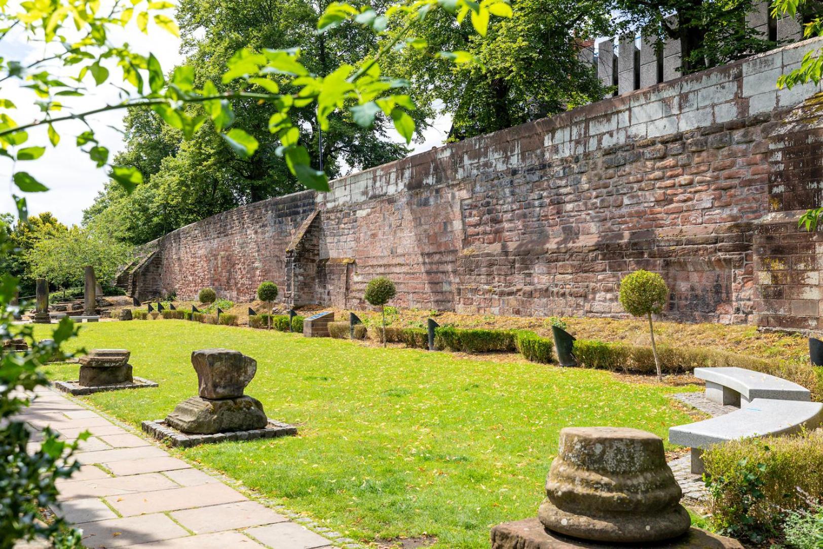 The In Chester, Sleeps 6 With Free Parking *