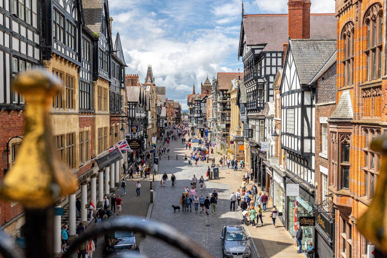 The In Chester, Sleeps 6 With Free Parking Chester
